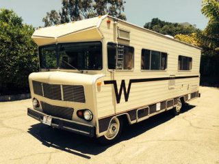 04_winnebago_chieftain_1974