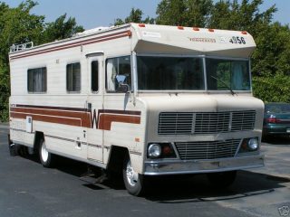 04_winnebago_chieftain_1978