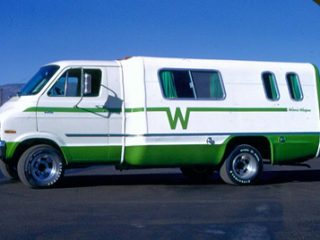 Winnebago_1974_Winnie_Wagon