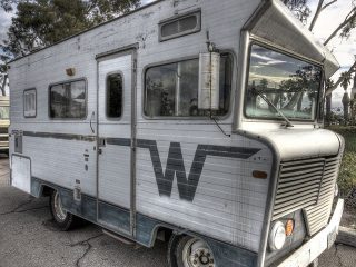 Winnebago_original_Brave_03