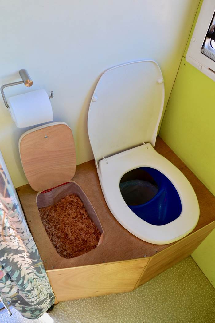 Toilette sèche pour camping-car