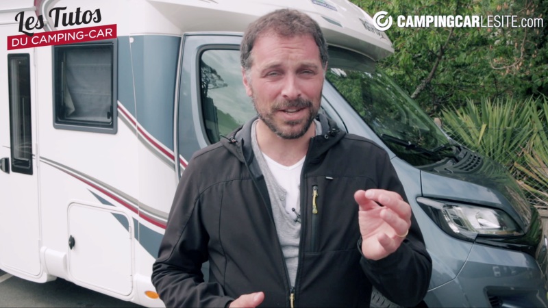 Les Tutos du camping-car - Régler son antenne à l'aide d'un pointeur  numérique