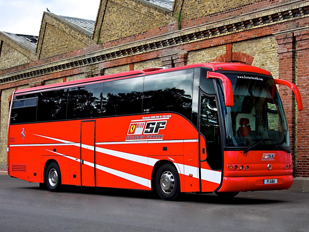 ferrari-scuderia-team-bus-02