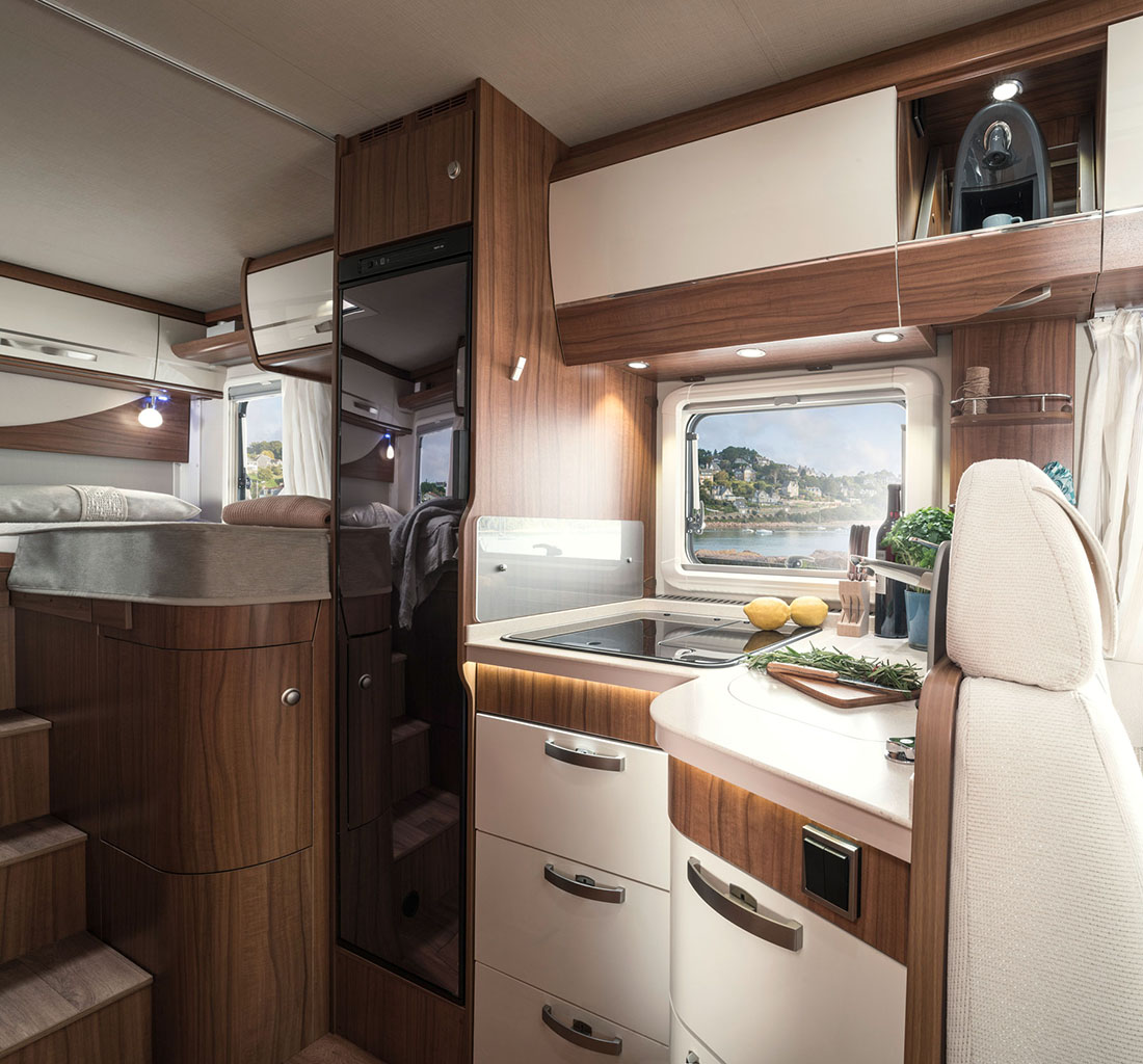 Кемпер спб. Автодом Airstream 2020. Автодом кемпер Кнаус. Прицеп Hymer Nova 580 SL. Hymer 544.