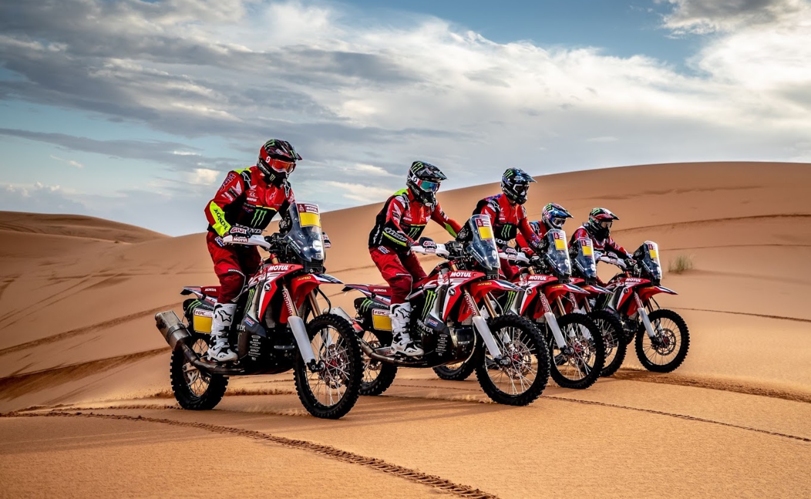 2019_LAIKA_DAKAR_Honda Racing Team