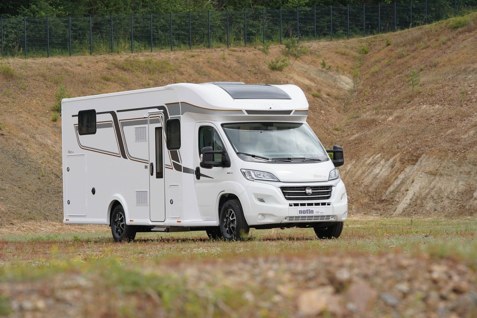 Arrêt de porte blanc hymer