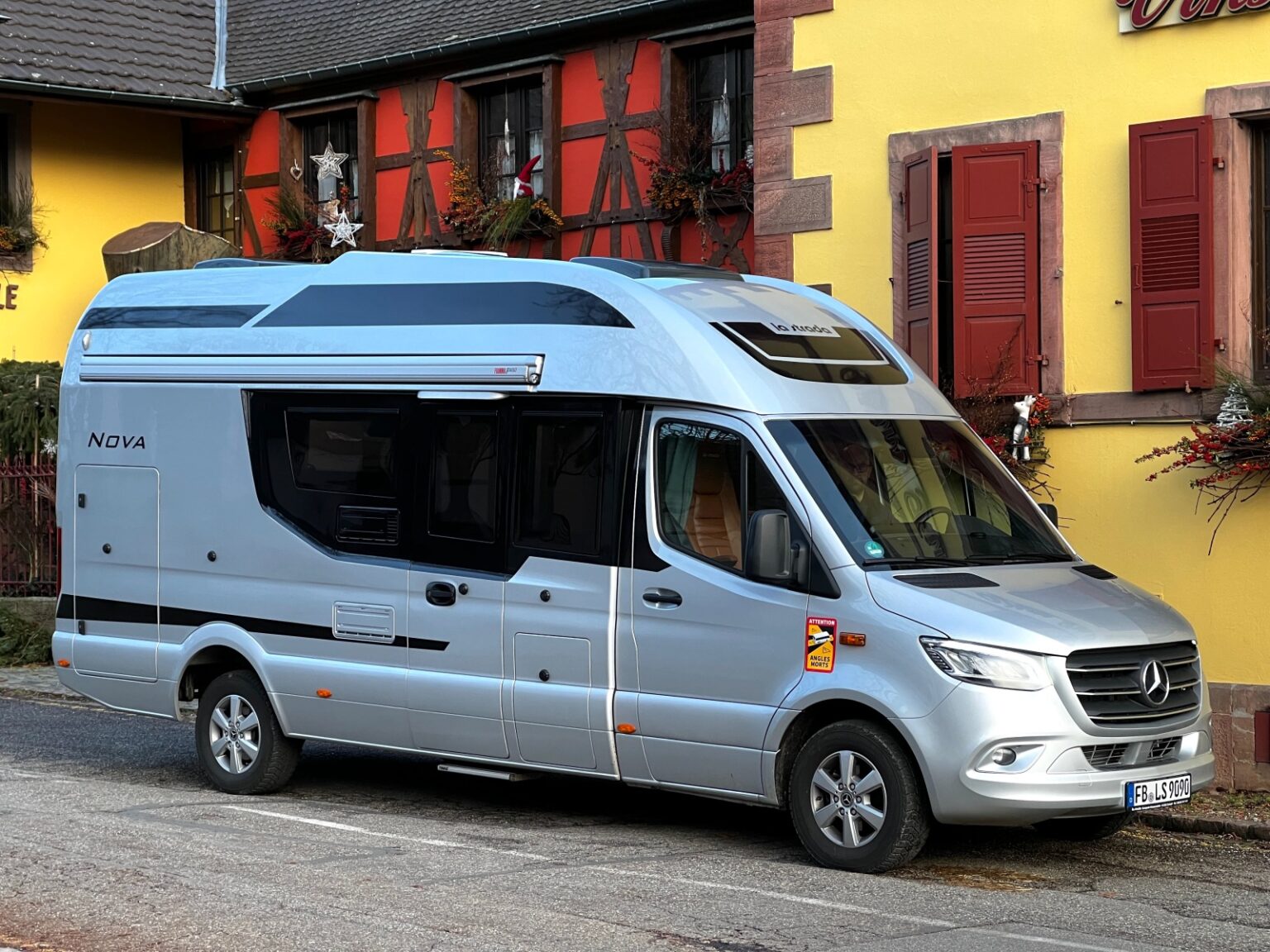 Camping Car Sur Mercedes