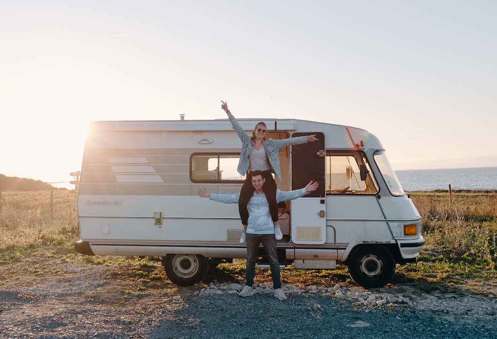 la RENOVATION de notre SALLE DE BAIN du CAMPING CAR 