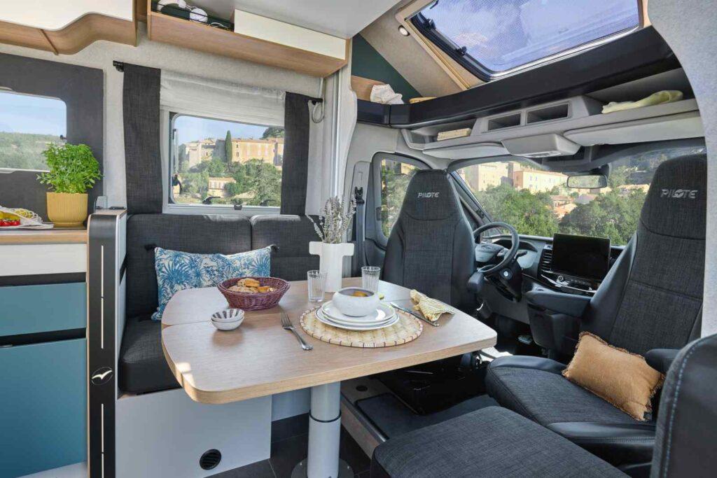 camping-car PILOTE