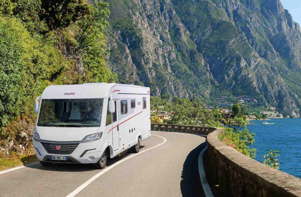 camping-car PILOTE