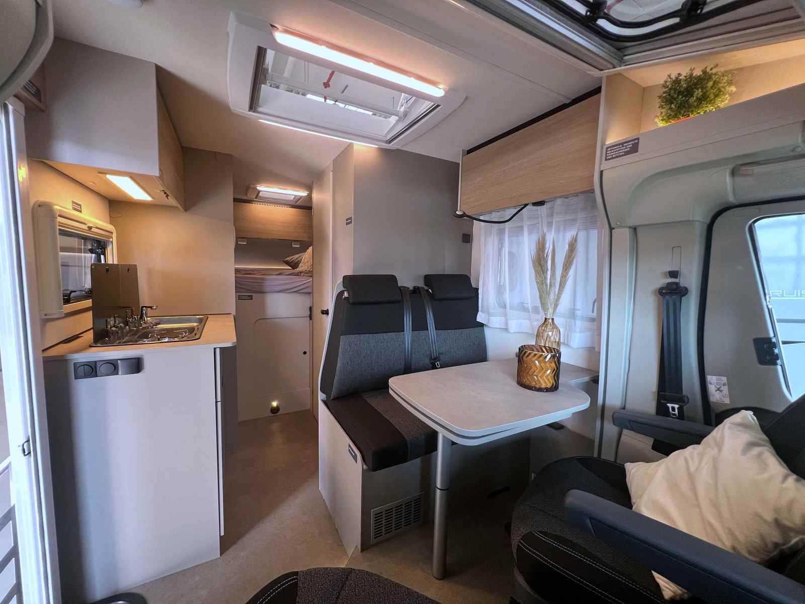 LMC Tracer V 600. Une implantation ultra-classique mais toujours efficace.