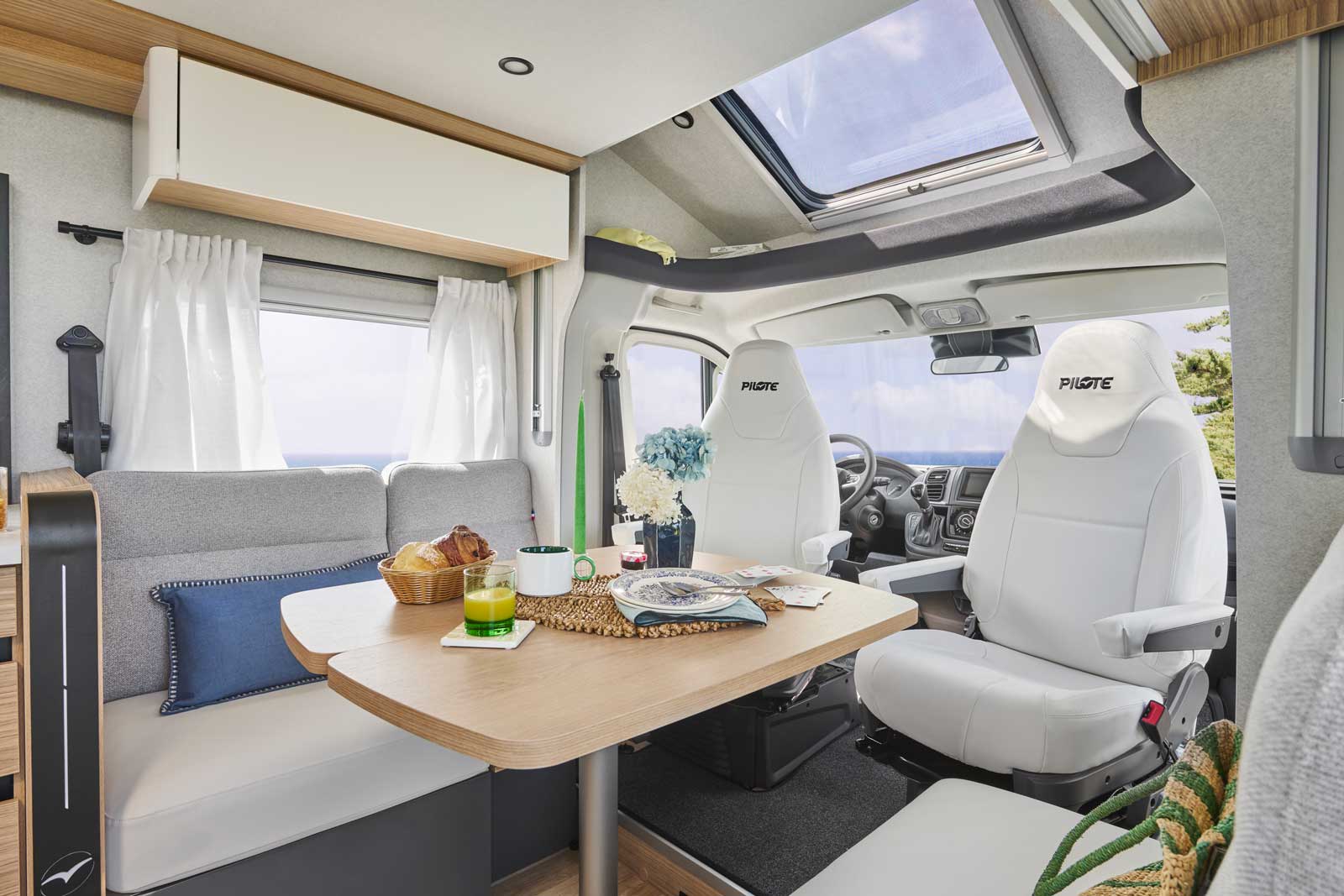 Pilote P740FGJ Evidence