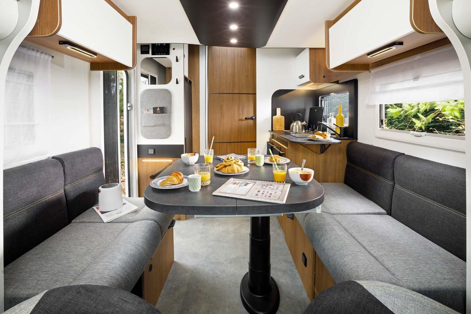 Nouveau Rapido C66 Un Profil Compact Au Plan In dit Campingcarlesite Nouveau Rapido C66 Un Profil Compact Au Plan In dit Campingcarlesite