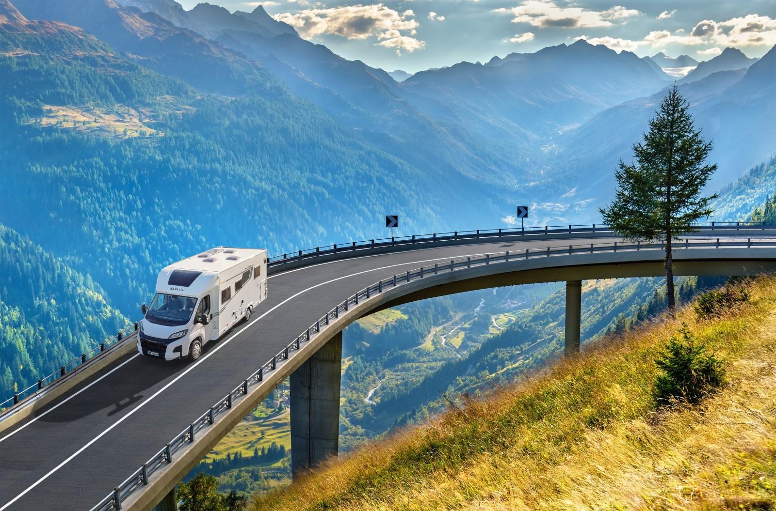 Bavaria Intense T720 FC