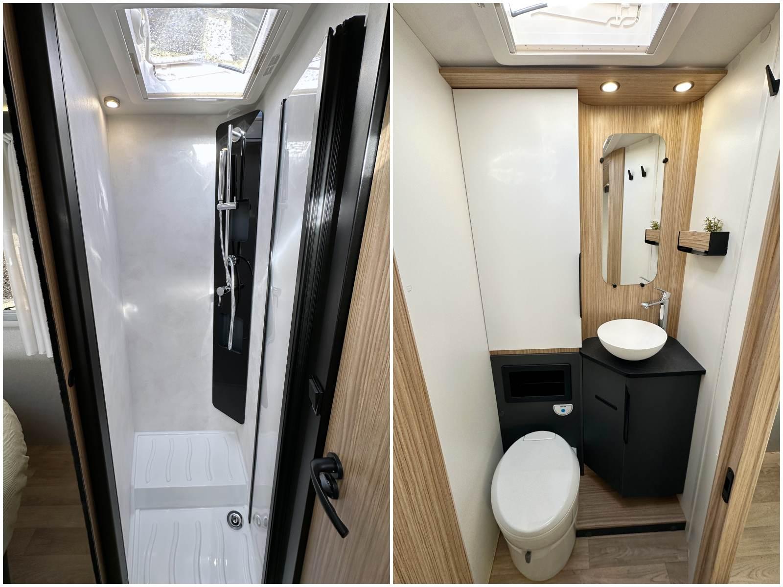 La douche et cabinet de toilette bénéficient chacun d'un lanterneau et de portes de séparation pour composer une salle de bain traversante.