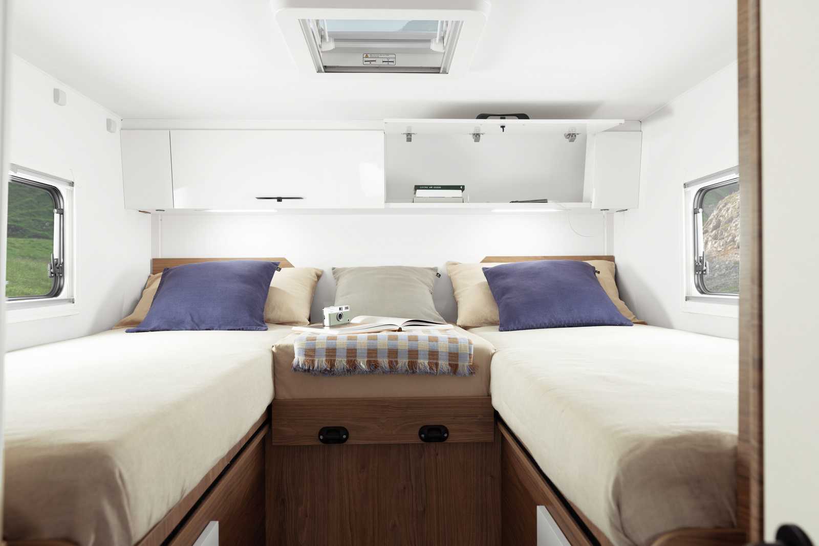 Corigon Pure T 75 LS. Les lits jumeaux présentent des dimensions de 74 x 205/210 cm. Ils peuvent être réunis pour composer un unique couchage de 200 cm de large.