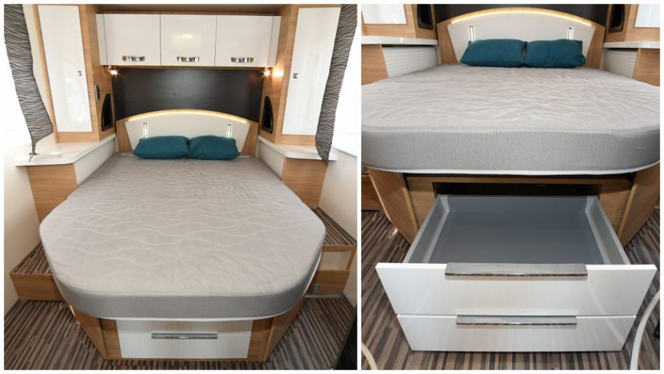 Élégante et fonctionnelle, la chambre du Perseo 596 est équipée de nombreux rangements. Le lit 150 cm est réglable en hauteur