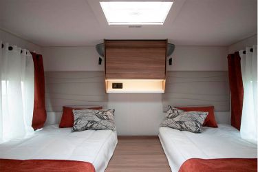Bien entendu, les deux couchages indépendants peuvent être réunis pour composer un lit aux dimensions XXL.