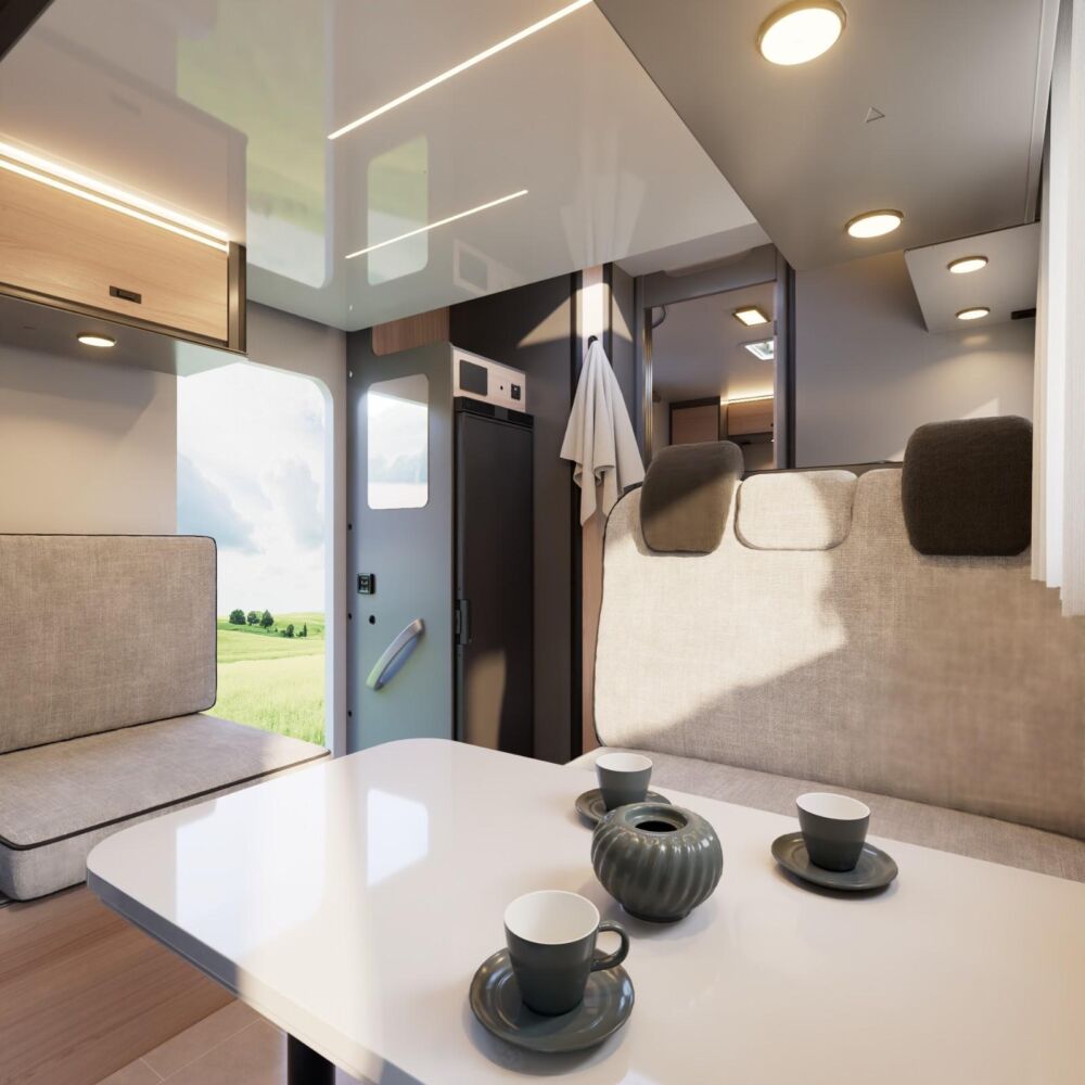 RIMOR K-Line 69 Plus - Le siège latéral, près de l'entrée, requiert d'être manipulé et positionné face à la route pour pouvoir être utilisé comme cinquième place carte grise.