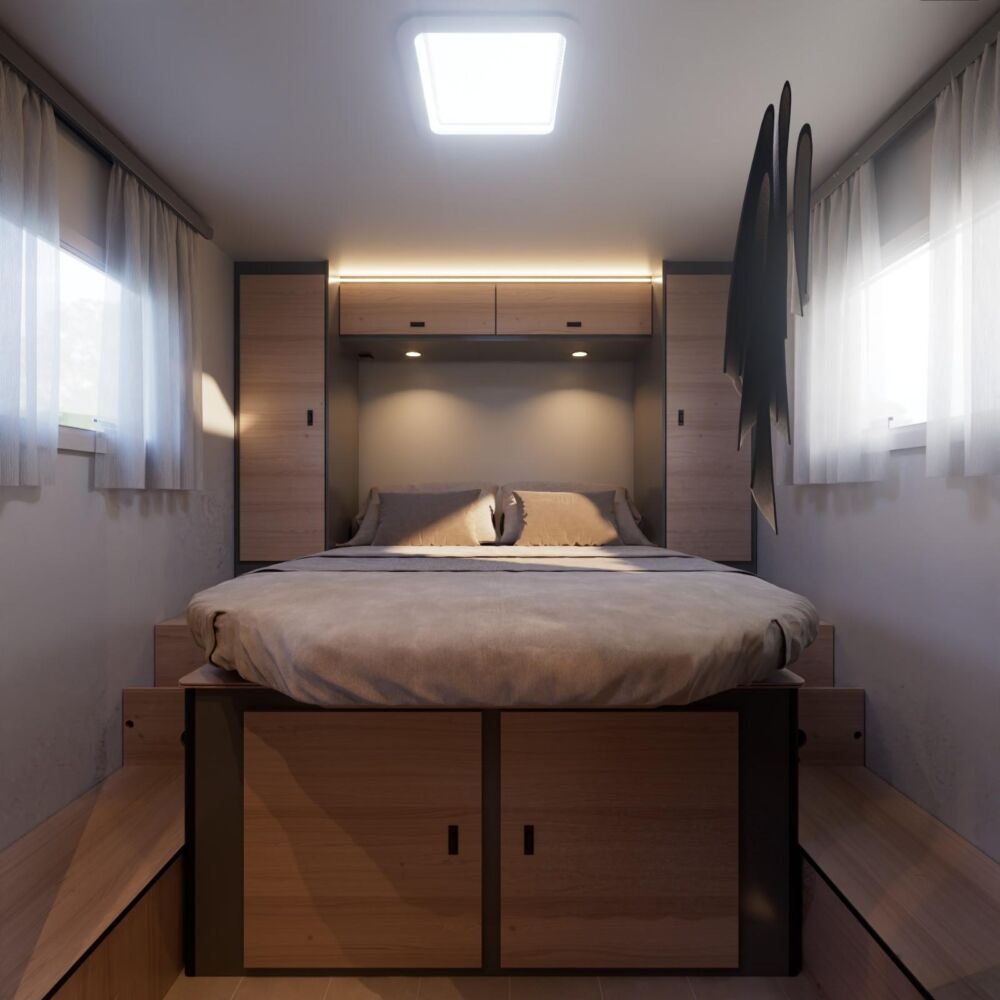 RIMOR K-Line 69 Plus - Le lit central affiche des dimensions de 190 x 140 cm.