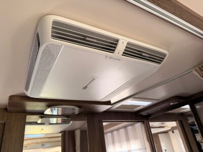 CI Magis 66XT Air Edition - A l'intérieur, le distributeur d'air est situé au centre du véhicule, dans la salle d'eau.